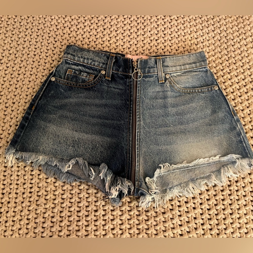 Revice Denim Zipper shorts